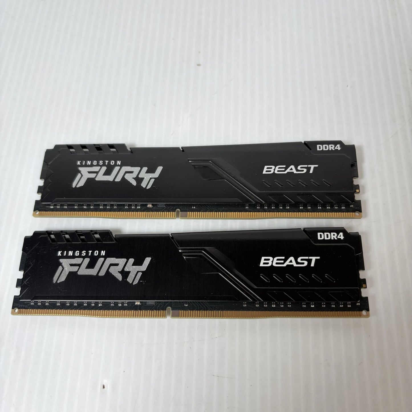 Kingston FURY Beast 16GB (2x8GB) DDR4 3200MHz – USED